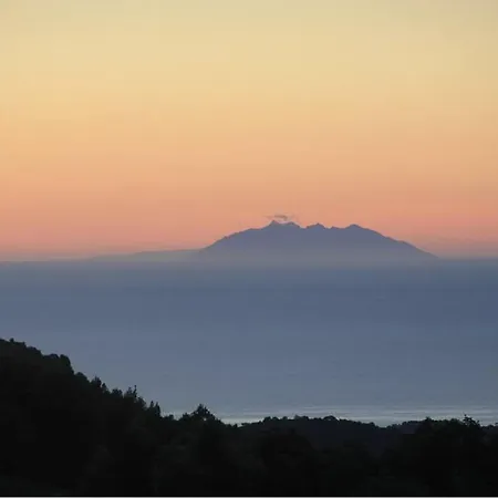 Maison De Charme Corse Sauvage Holiday home *